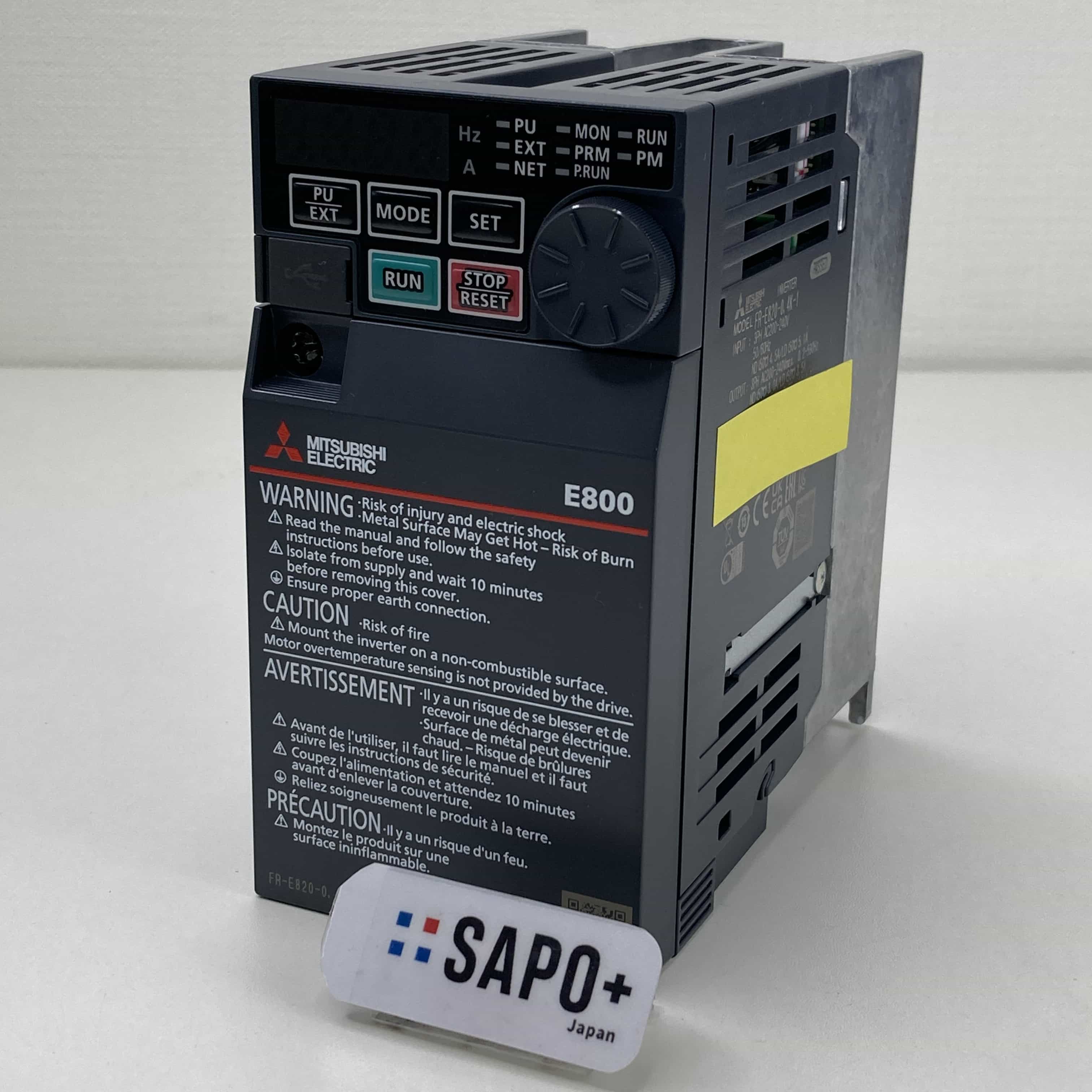 FR-E820-0.4K-1 2024年製 美品 コンパクト形インバータ（FREQROL-E800